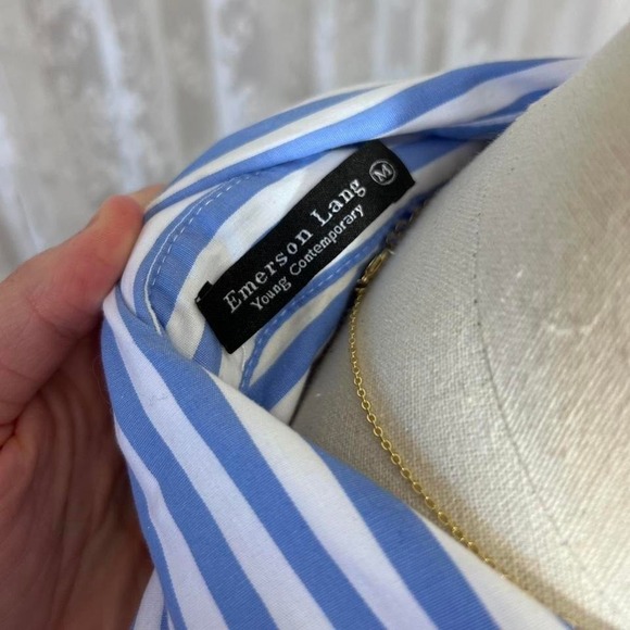 Emerson Lang Striped Button Up Collared‎ Shirt Blouse Womens Medium Blue & White - Picture 3 of 4
